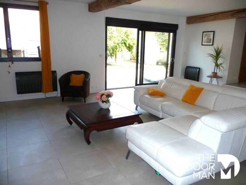 Demeure - 267 m² - 5 pièces