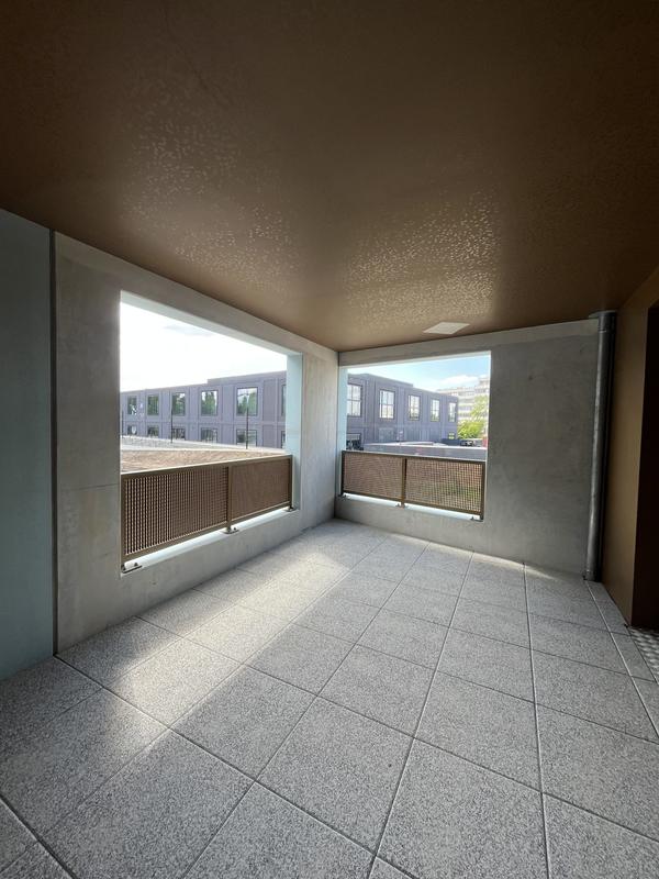 Appartement - 98 m² - 4 pièces