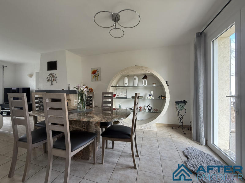 Maison - 120 m² - 5 pièces