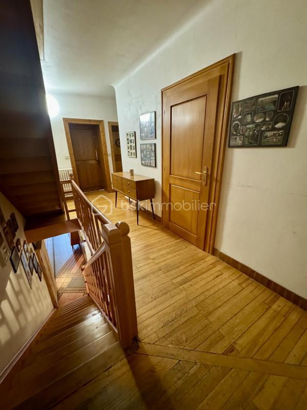 Maison de village - 260 m² - 13 pièces