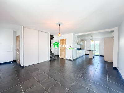 Maison - 101 m² - 4 pièces