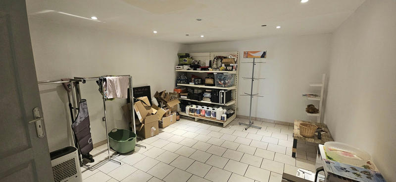 Local commercial - 66 m² - 1 pièce