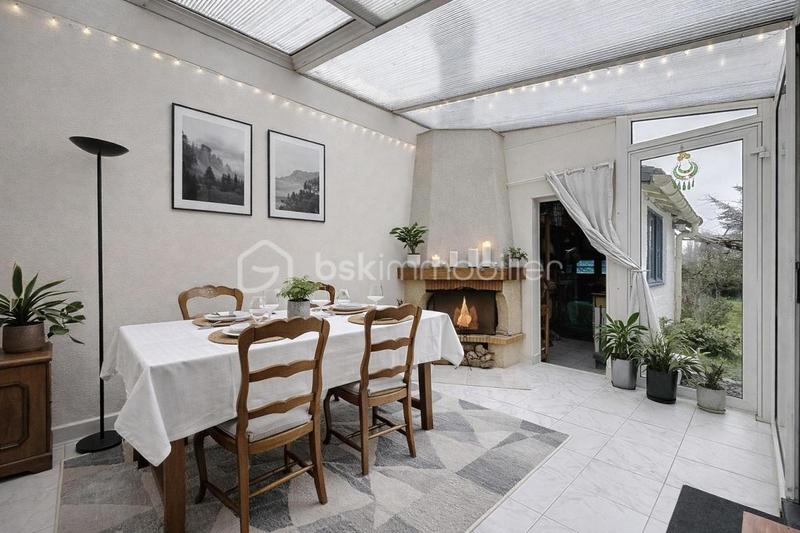 Maison - 100 m² - 5 pièces