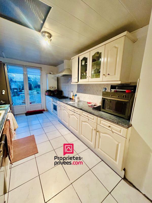 Maison - 74 m² - 6 pièces