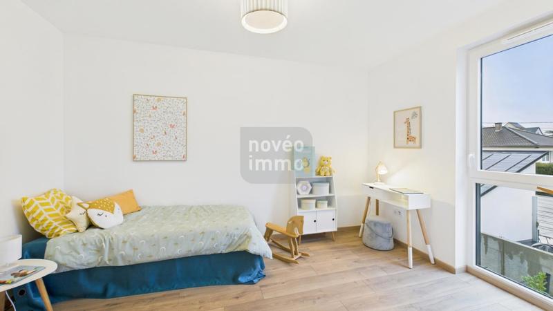 Appartement - 95 m² - 4 pièces