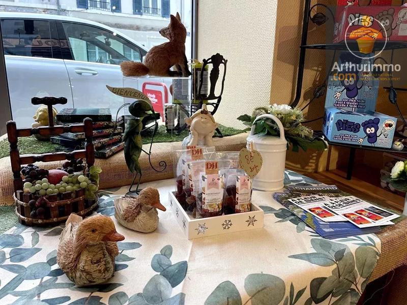 Fonds de commerce - 150 m²