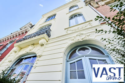 Maison ancienne - 250 m² - 8 pièces