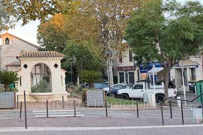 Local commercial - 200 m²