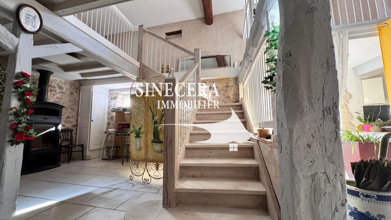 Propriété - 518 m² - 13 pièces