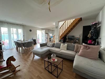 Appartement - 99 m² - 5 pièces