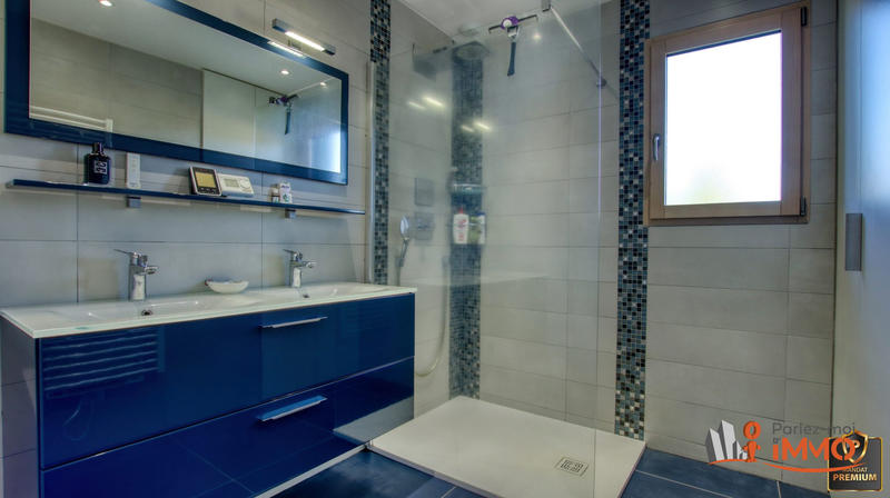 Maison - 134 m² - 5 pièces