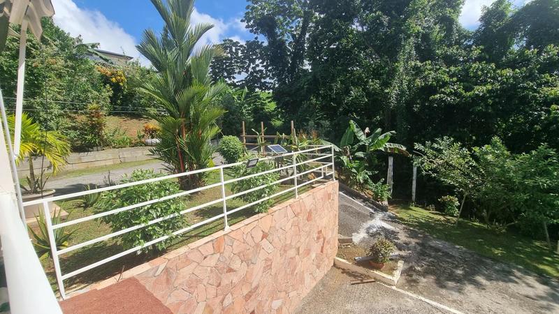 Maison - 30 m² - 8 pièces