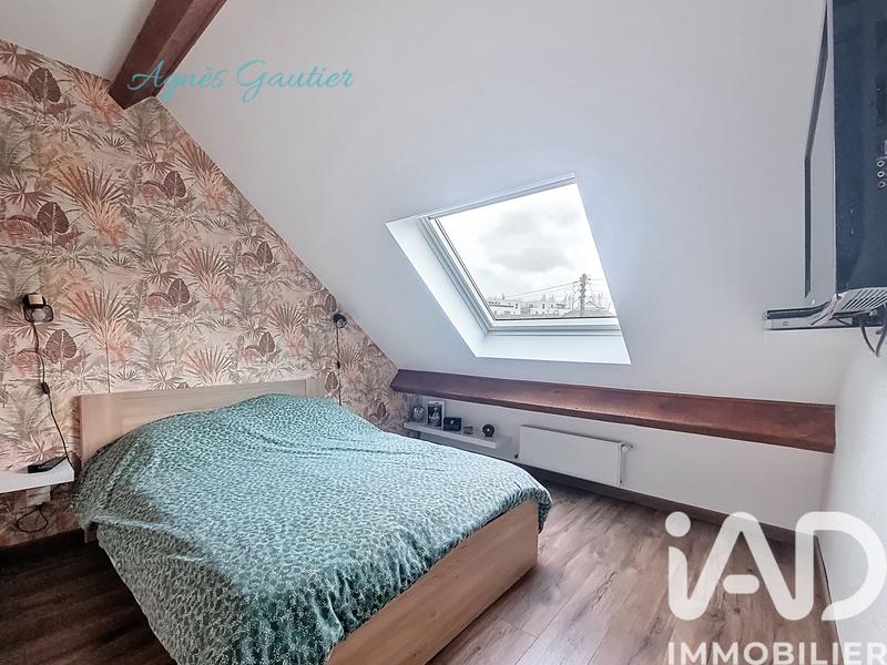 Maison - 182 m² - 9 pièces