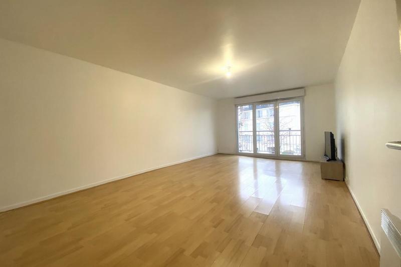 Appartement ancien - 77 m² - 3 pièces