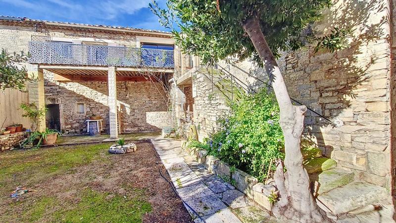 Maison en pierre - 174 m² - 4 pièces