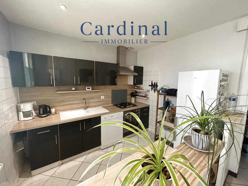 Maison - 77 m² - 5 pièces