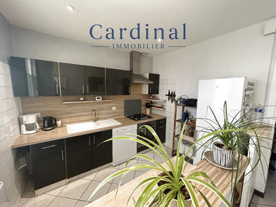 Maison - 77 m² - 5 pièces