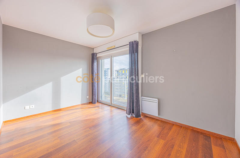 Appartement - 93 m² - 4 pièces