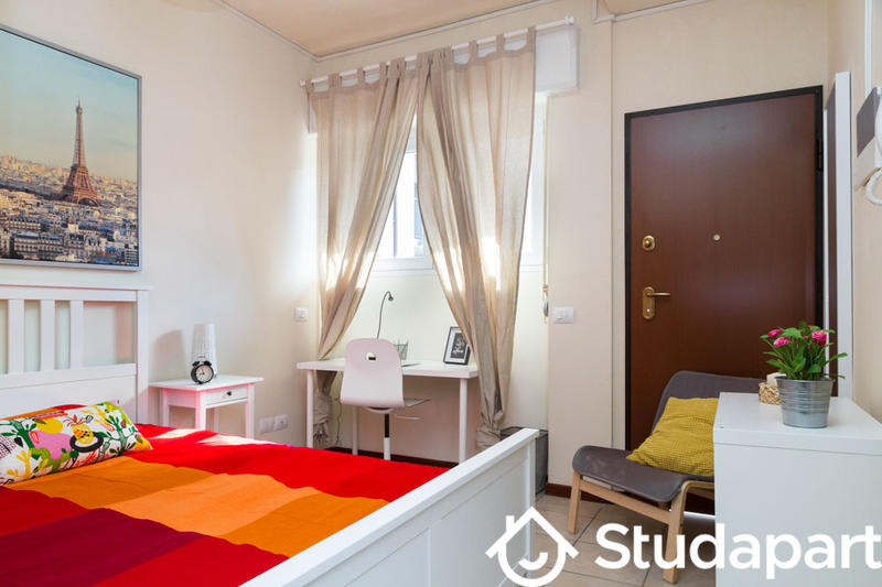 Chambre - 60 m² - 1 pièce