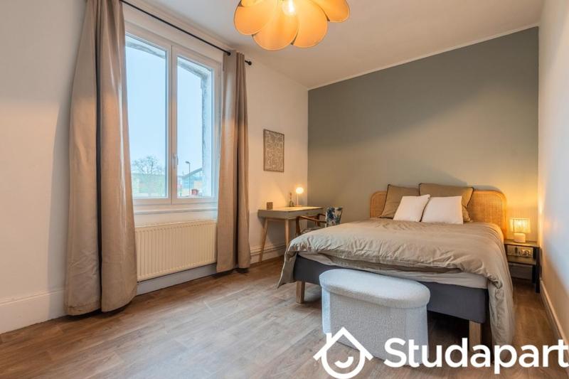 Chambre - 15 m² - 1 pièce