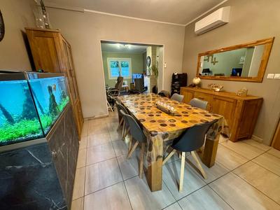 Maison - 96 m² - 5 pièces