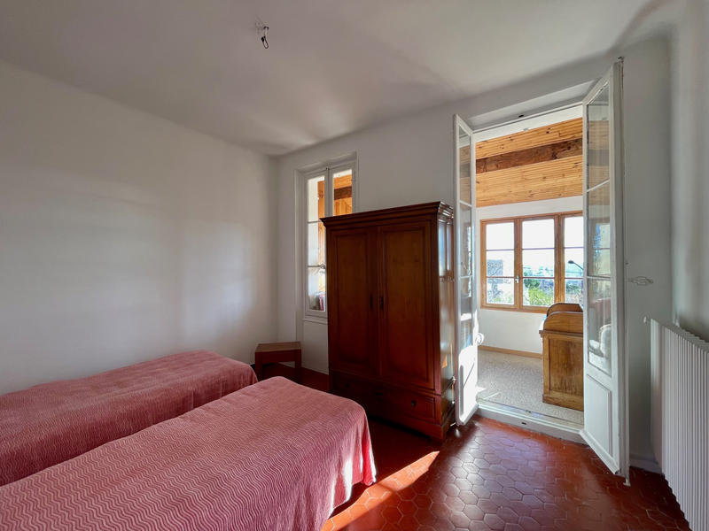 Maison - 200 m² - 4 pièces