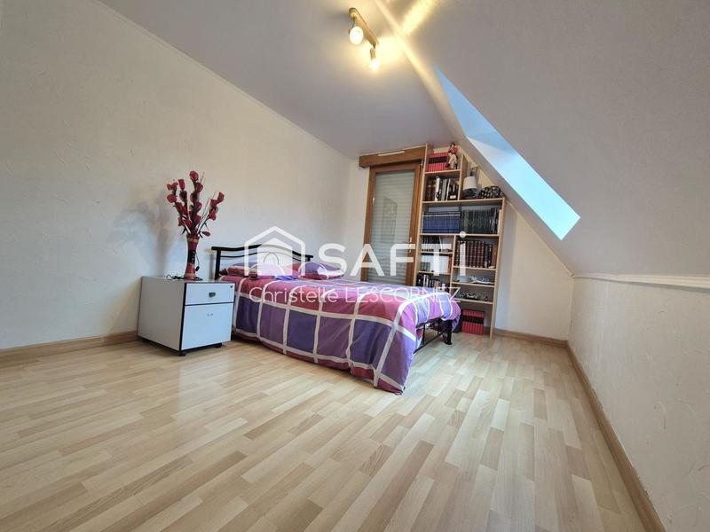 Maison - 227 m² - 6 pièces