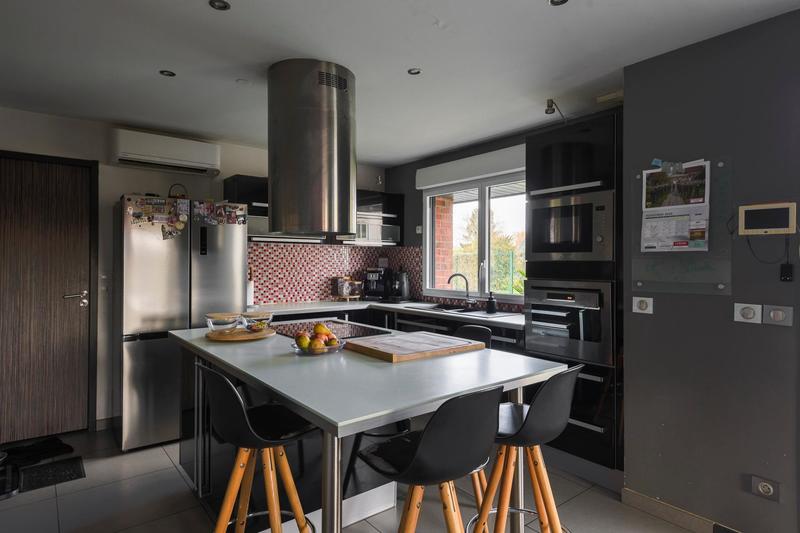 Maison - 120 m² - 6 pièces