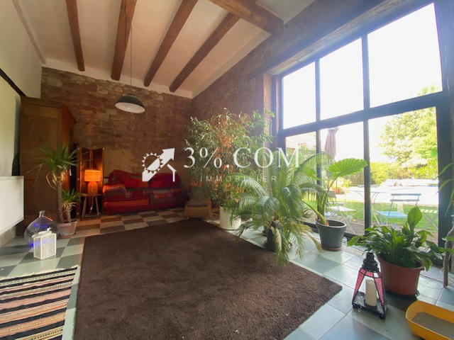 Propriété - 460 m² - 12 pièces