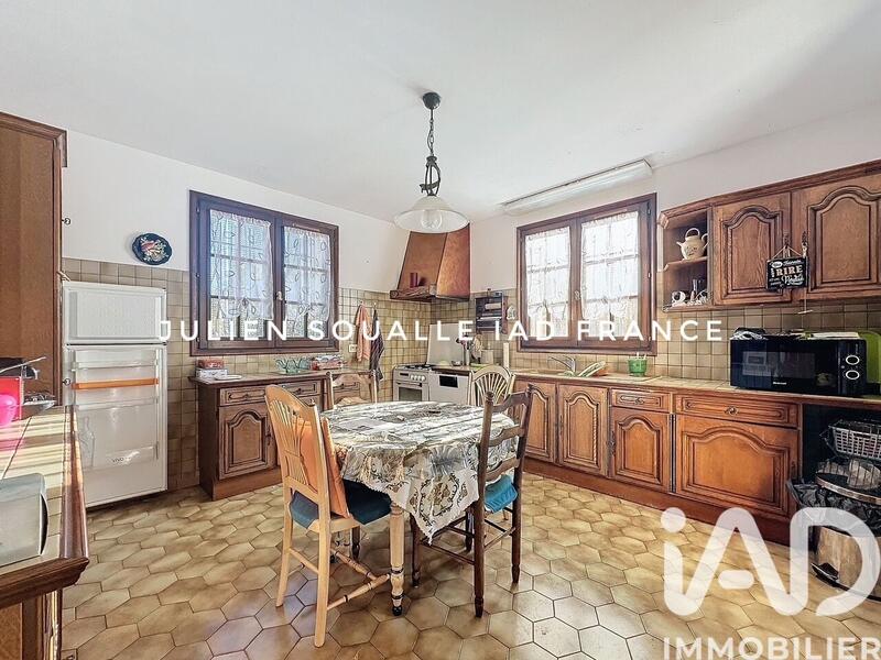 Maison - 196 m² - 5 pièces