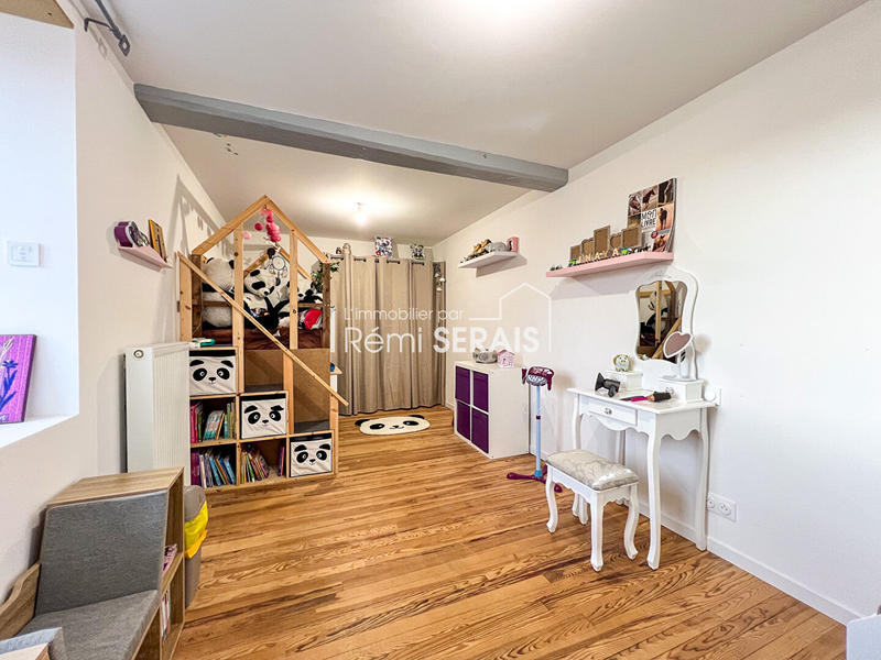 Maison - 232 m² - 6 pièces