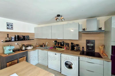 Appartement - 69 m² - 4 pièces