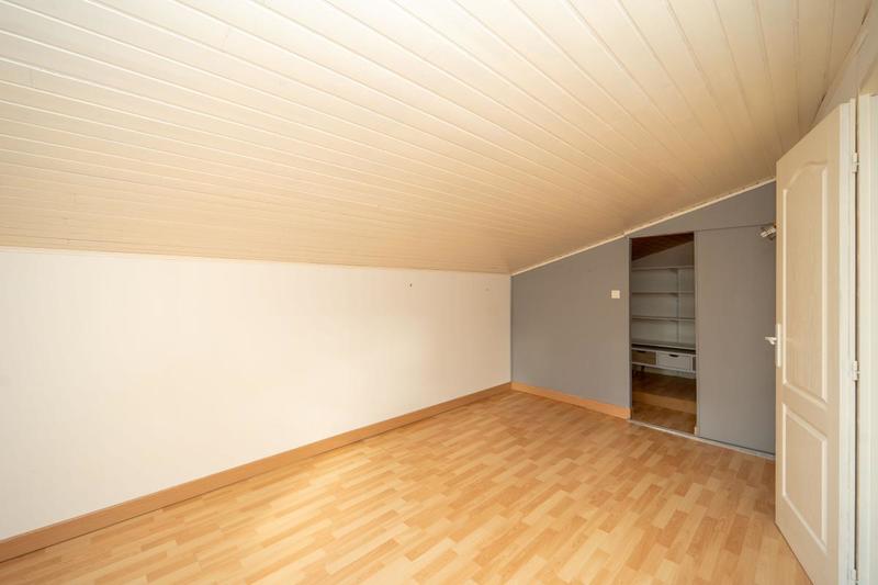 Maison - 149 m² - 6 pièces