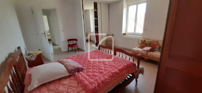 Maison - 168 m² - 6 pièces