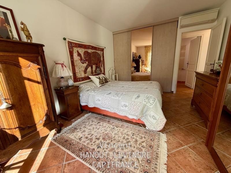 Maison - 314 m² - 11 pièces