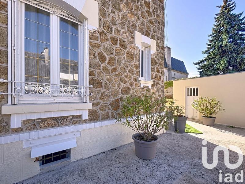 Maison - 134 m² - 6 pièces