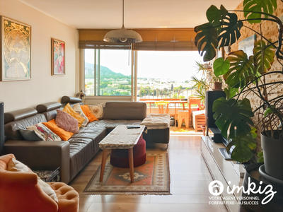 Appartement - 82 m² - 4 pièces