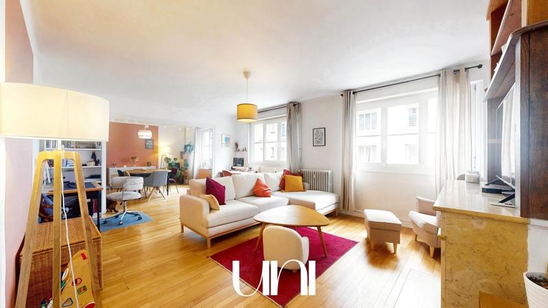 Appartement - 94 m² - 4 pièces