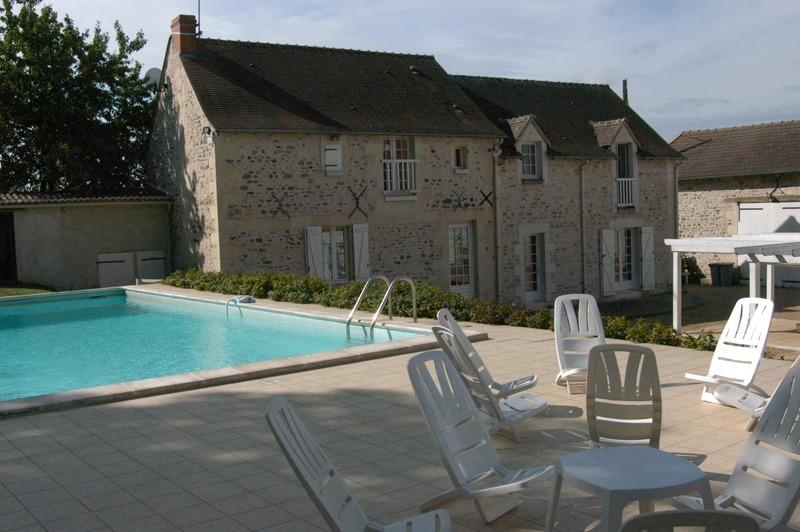 Haras - 330 m² - 15 pièces