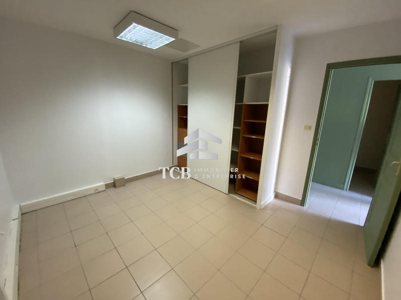 Local d'activités - 480 m²