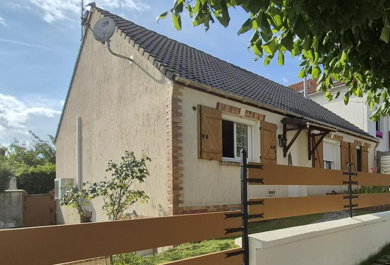 Maison - 74 m² - 5 pièces