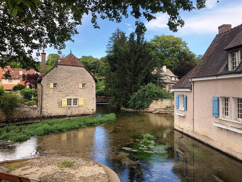 Immeuble - 1 485 m² - 28 pièces