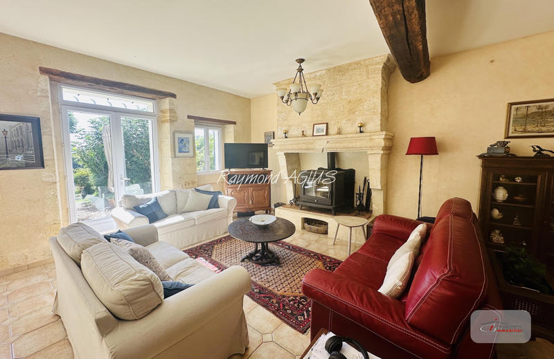 Maison de village - 276 m² - 11 pièces