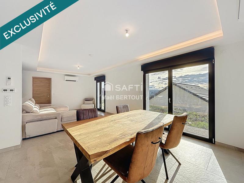 Maison - 96 m² - 4 pièces