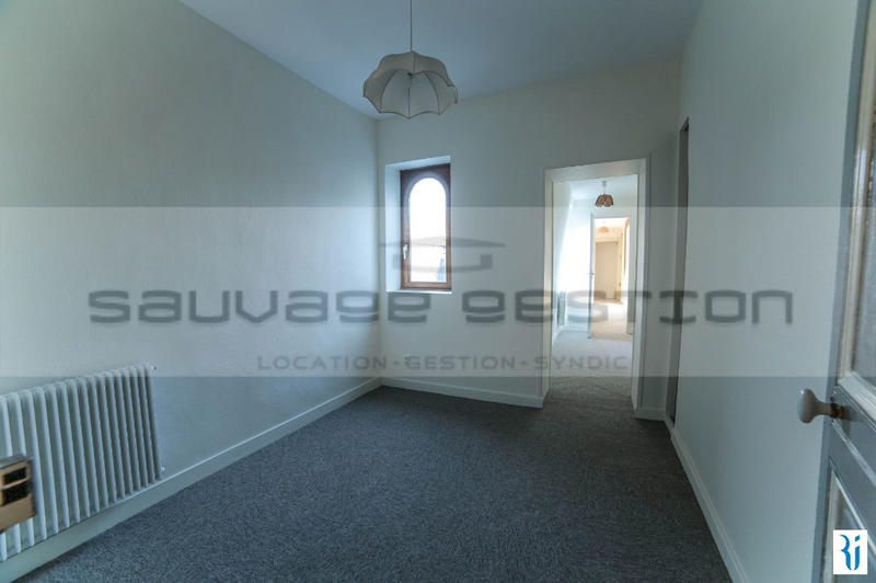 Appartement - 140 m² - 4 pièces