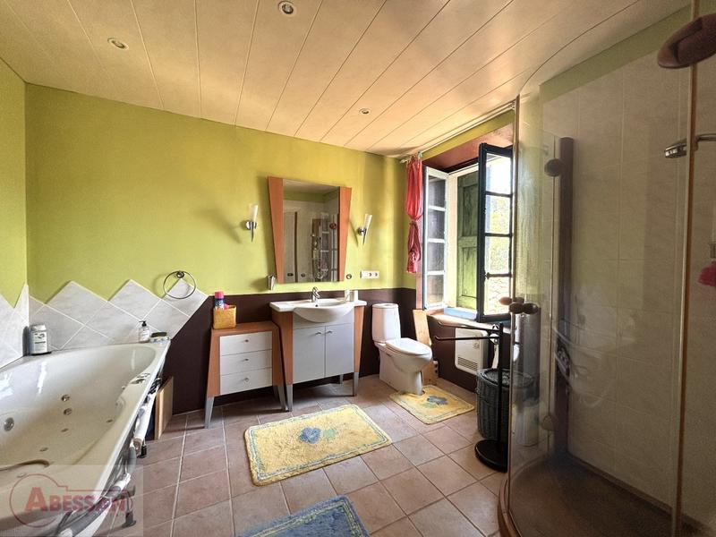 Maison ancienne - 95 m² - 3 pièces