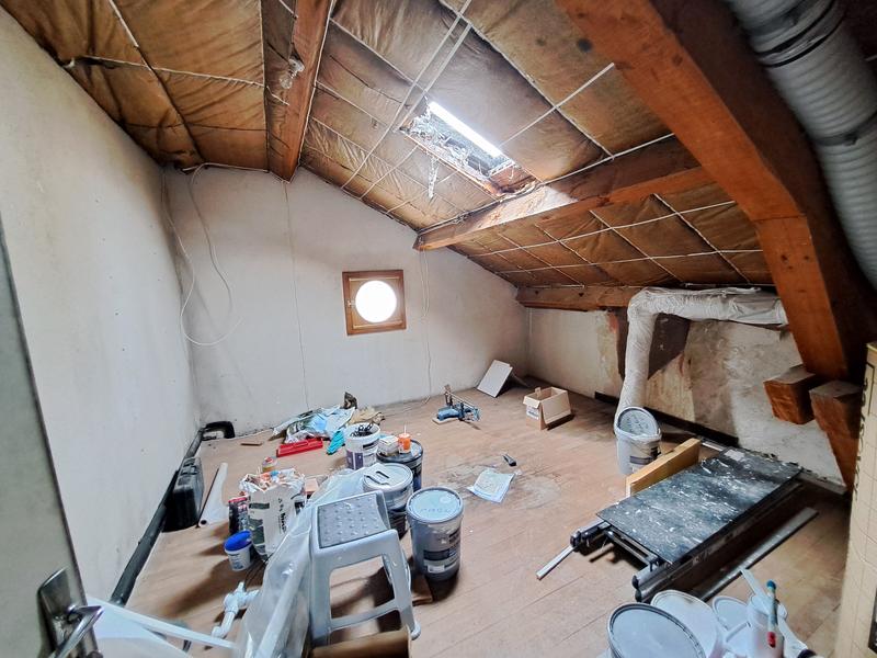 Maison - 335 m² - 7 pièces