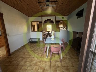 Maison - 88 m² - 6 pièces