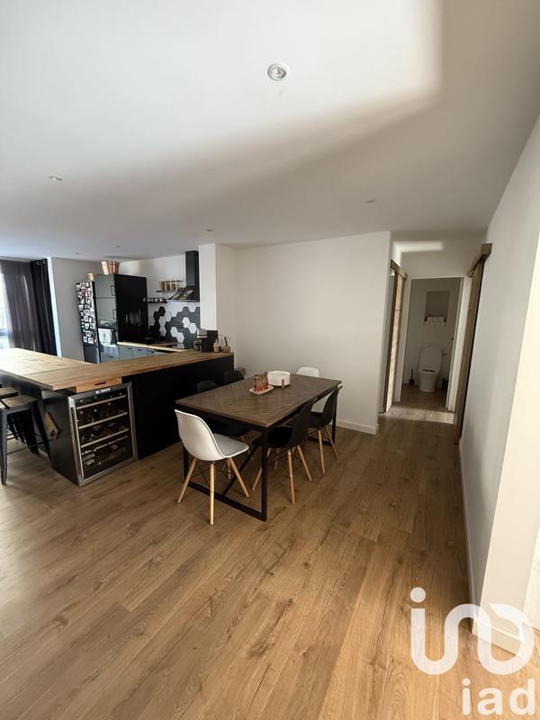 Appartement - 82 m² - 3 pièces