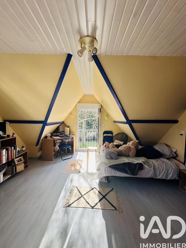 Maison - 167 m² - 9 pièces